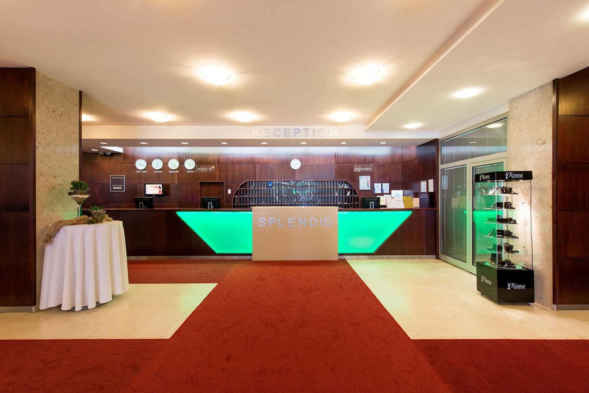 Ensana Splendid Otel Piest'any Dış mekan fotoğraf